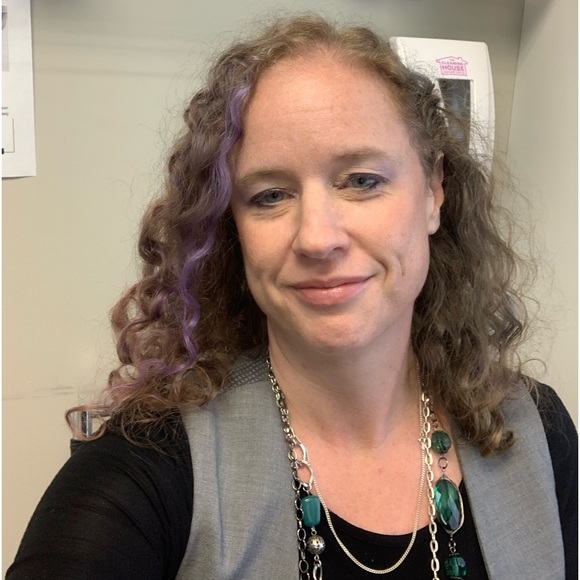 Meet your Posher, Crystal - Picture 5 of 11